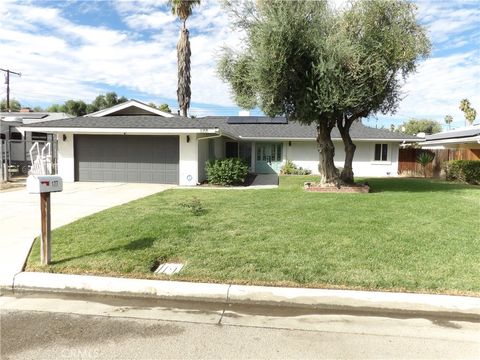 Photo of 177 N Stanford Street, Hemet, CA 92544 (MLS # PW25247155) Photo of 177 N Stanford Street, Hemet, CA 92544 (MLS # PW25247155)
