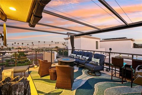 Photo of 1833 S Mesa Street, San Pedro, CA 90731 (MLS # SB25119176) Photo of 1833 S Mesa Street, San Pedro, CA 90731 (MLS # SB25119176)