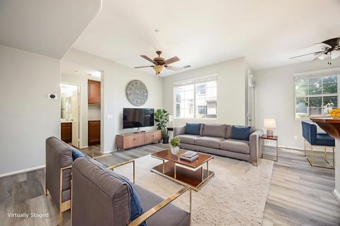 44984 Hawthorn St 208 Temecula CA 92592