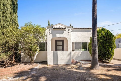 Photo of 1379 E Elizabeth Street, Pasadena, CA 91104 (MLS # OC26218219)