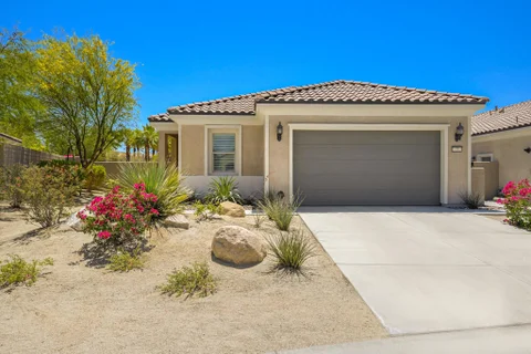 MLS: 219147967DA