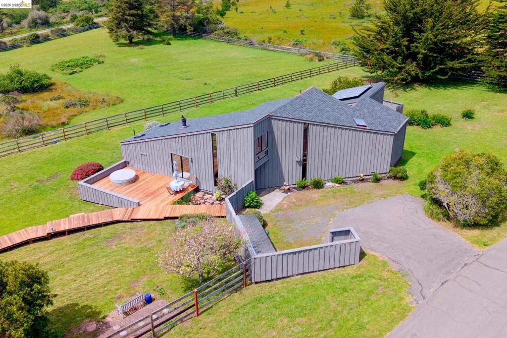 335 Spur Close