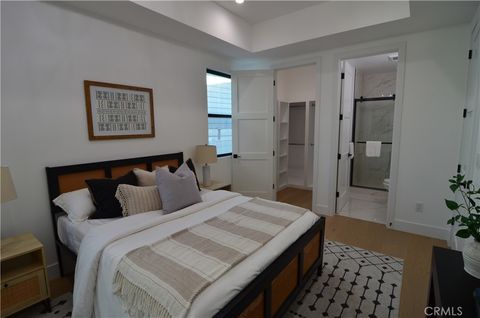 Tiny photo for 810 El Redondo Avenue, Redondo Beach, CA 90277 (MLS # SB25220734)