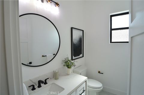 Tiny photo for 810 El Redondo Avenue, Redondo Beach, CA 90277 (MLS # SB25220734)