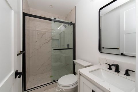 Tiny photo for 810 El Redondo Avenue, Redondo Beach, CA 90277 (MLS # SB25220734)