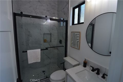 Tiny photo for 810 El Redondo Avenue, Redondo Beach, CA 90277 (MLS # SB25220734)