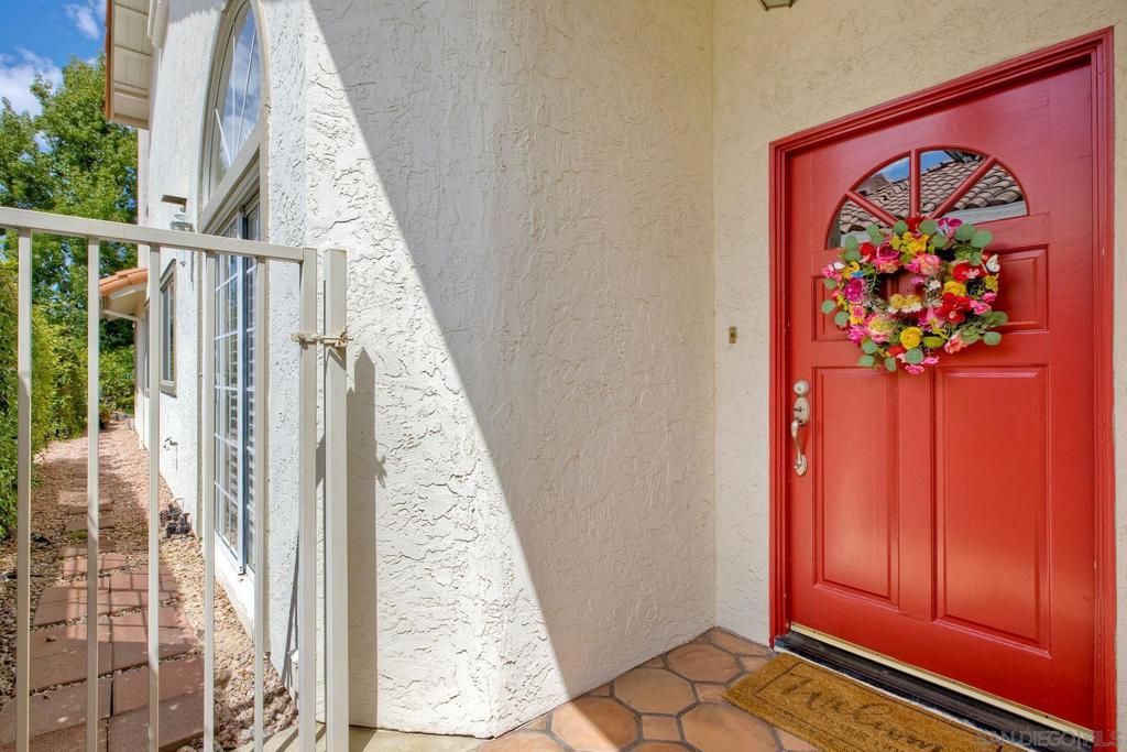 1089 Ridge Heights Dr