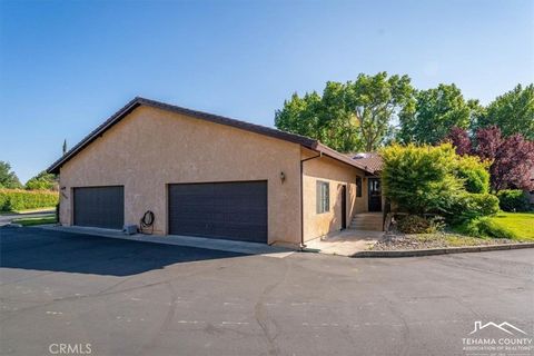 22022 Grove Circle Red Bluff CA 96080
