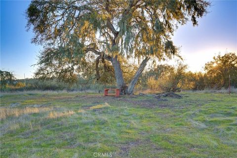 Tiny photo for 11315 Nacimiento Lake Drive, Bradley, CA 93426 (MLS # NS26031489)