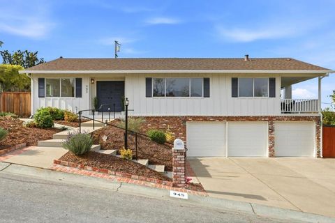 Photo of 945 Andover Way, Los Altos, CA 94024 (MLS # ML82033699)