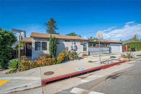 Photo of 4357 Pennsylvania Avenue, Glendale, CA 91214 (MLS # CV25176807)