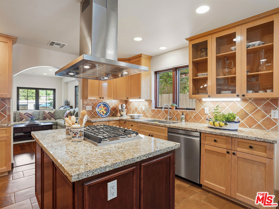 2026 Greenfield Avenue