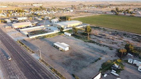 Photo of 1354 E Hobsonway, Blythe, CA 92225 (MLS # SW26058690)