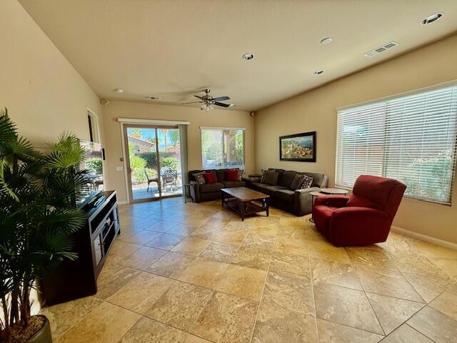 81665 Avenida Alturas