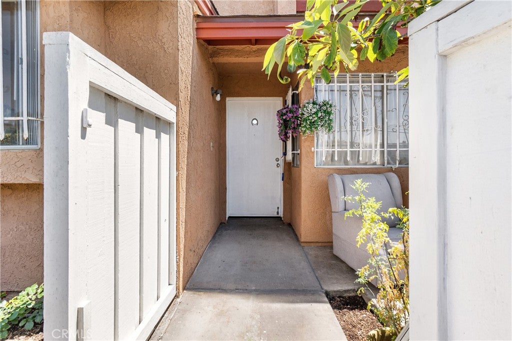 3900 W Hazard AVE A, Santa Ana CA 92703