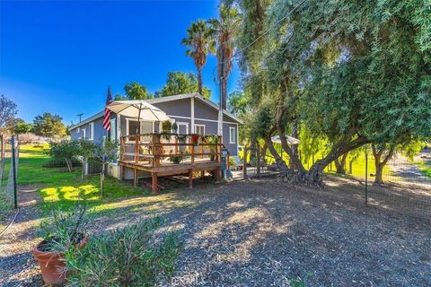 33755 Sidney Winchester CA 92596