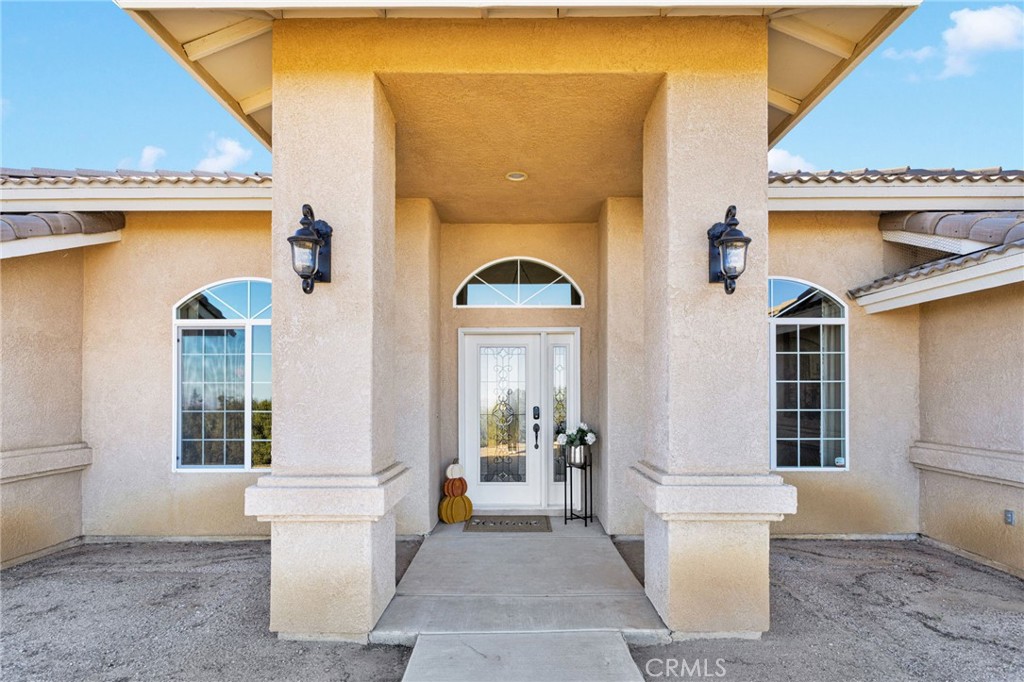 2909 Silver Ridge Drive