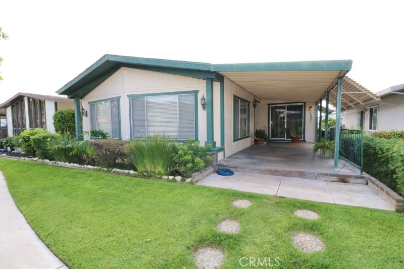 1351 Silver Lake Place 92