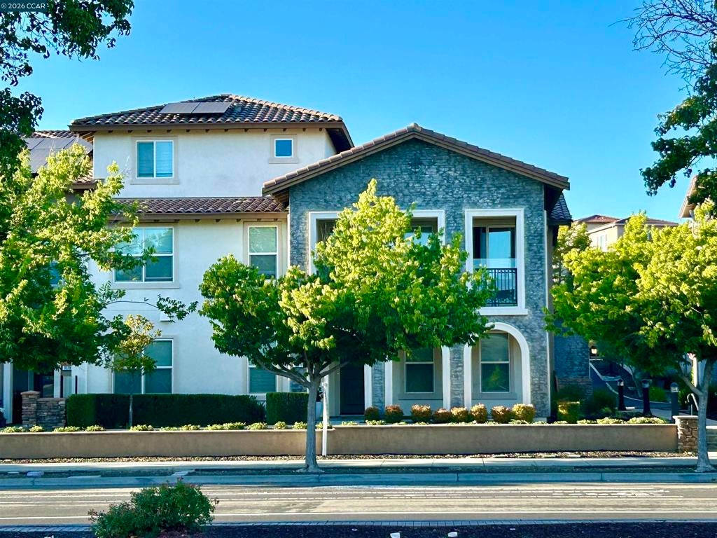 3373 Central Pkwy PKWY, Dublin CA 94568
