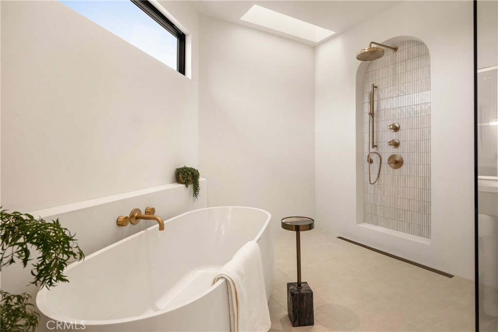 Harbor View Homes (HVHM) - Residential