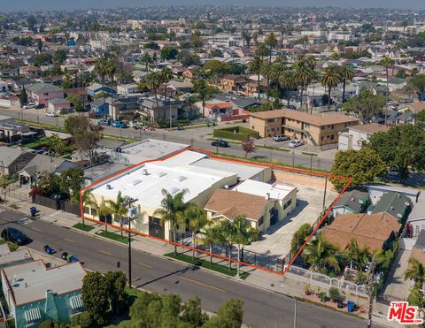 Photo of 2703 Southwest Drive, Los Angeles, CA 90043 (MLS # 26660935)