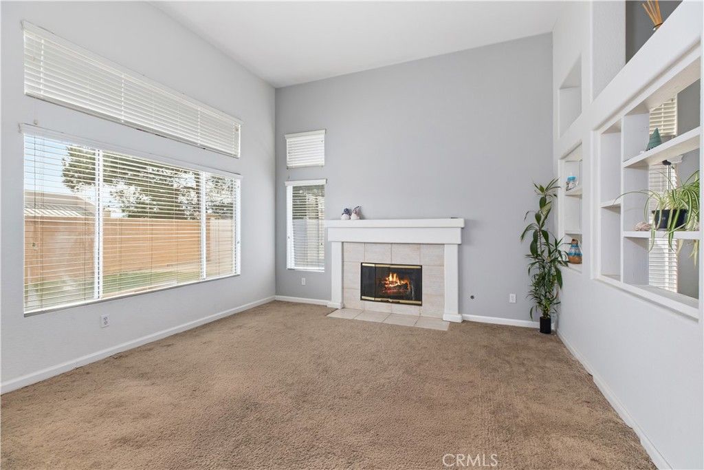 listing image 130728714450835622925