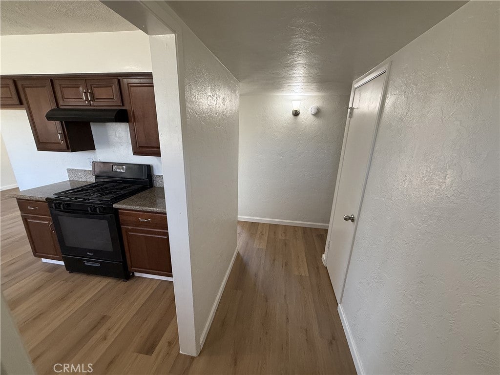 2081 E Stockham