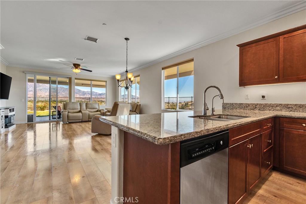 FOUR SEASONS AT BEAUMONT - Residential