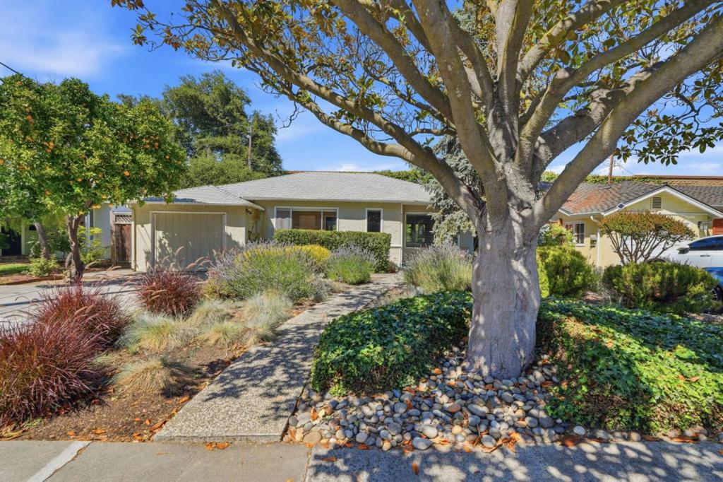 570 Kenwood Drive