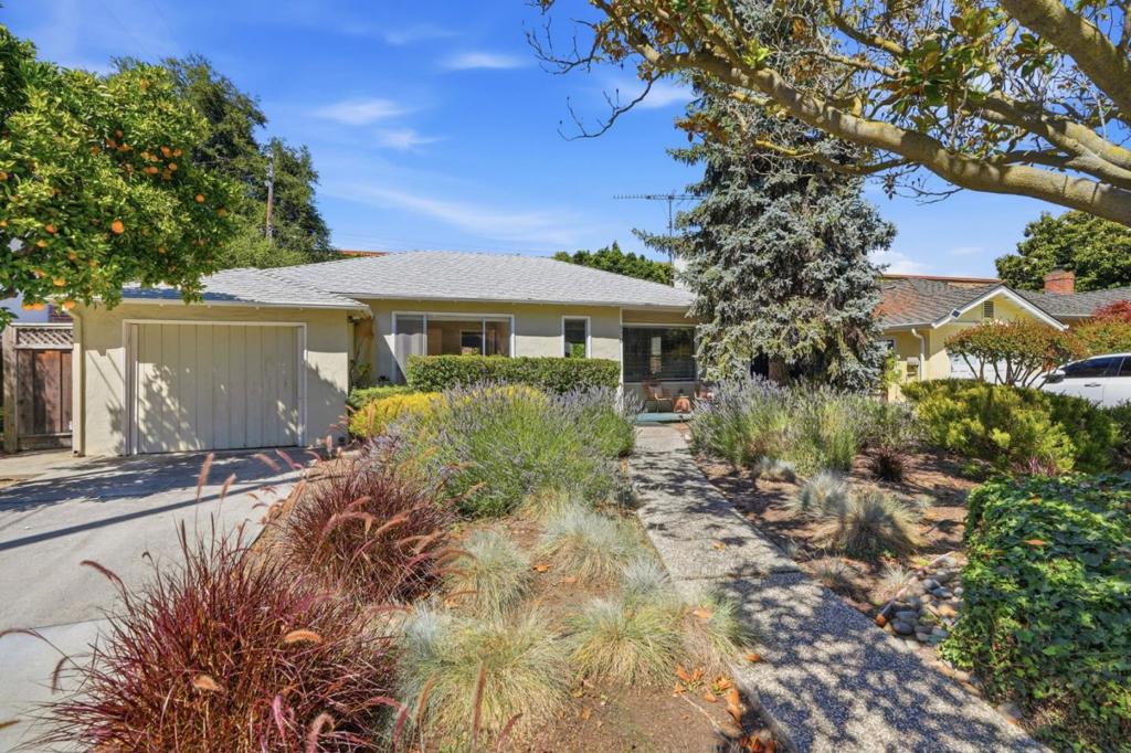 570 Kenwood Drive
