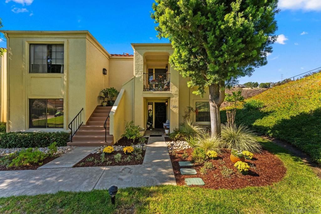 Photo of 3109 Camino Del Arco, Carlsbad, CA 92009 (MLS # 250042300SD)