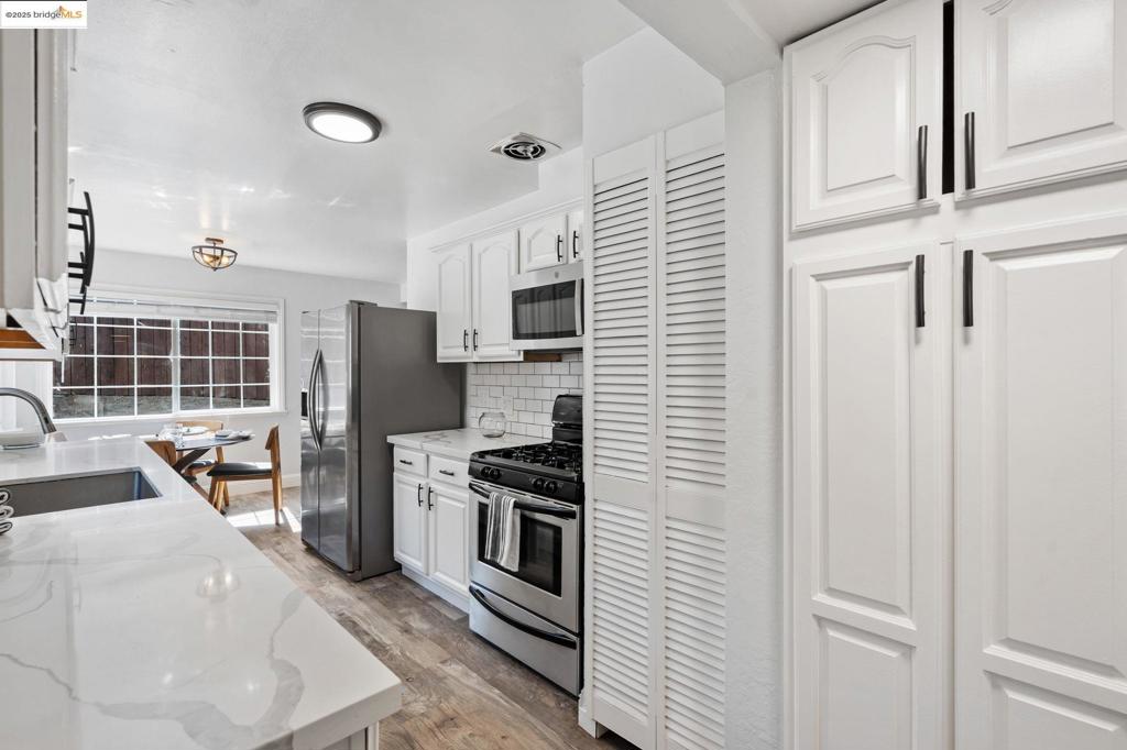 CASTRO VALLEY - Residential