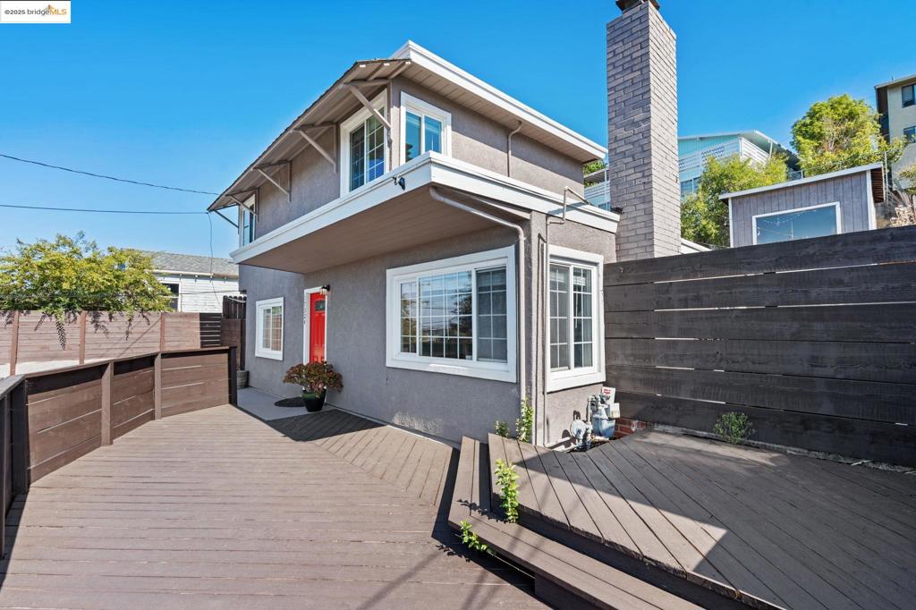 CASTRO VALLEY - Residential