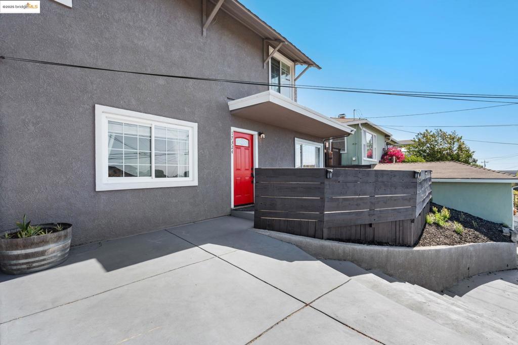 CASTRO VALLEY - Residential