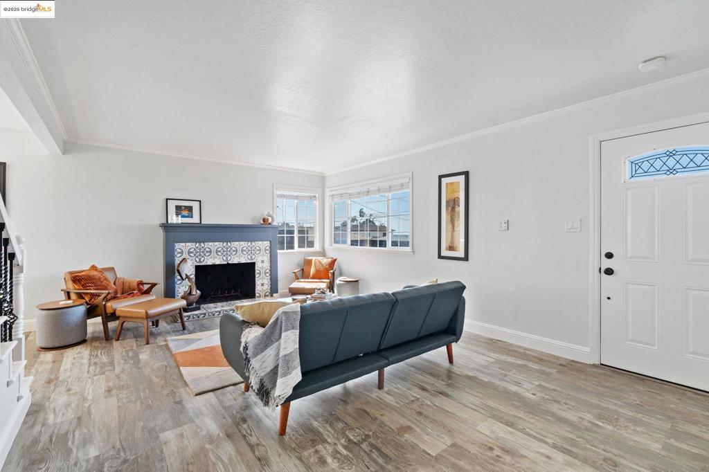 CASTRO VALLEY - Residential