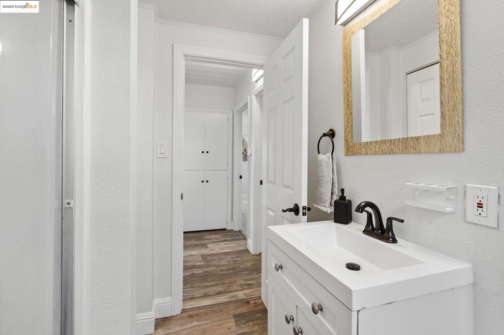 CASTRO VALLEY - Residential