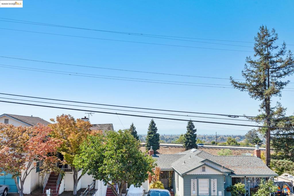 CASTRO VALLEY - Residential