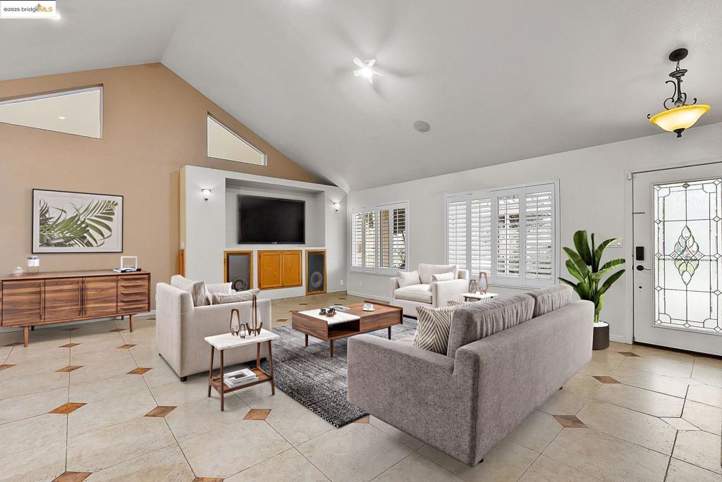 OAKLEY - Residential