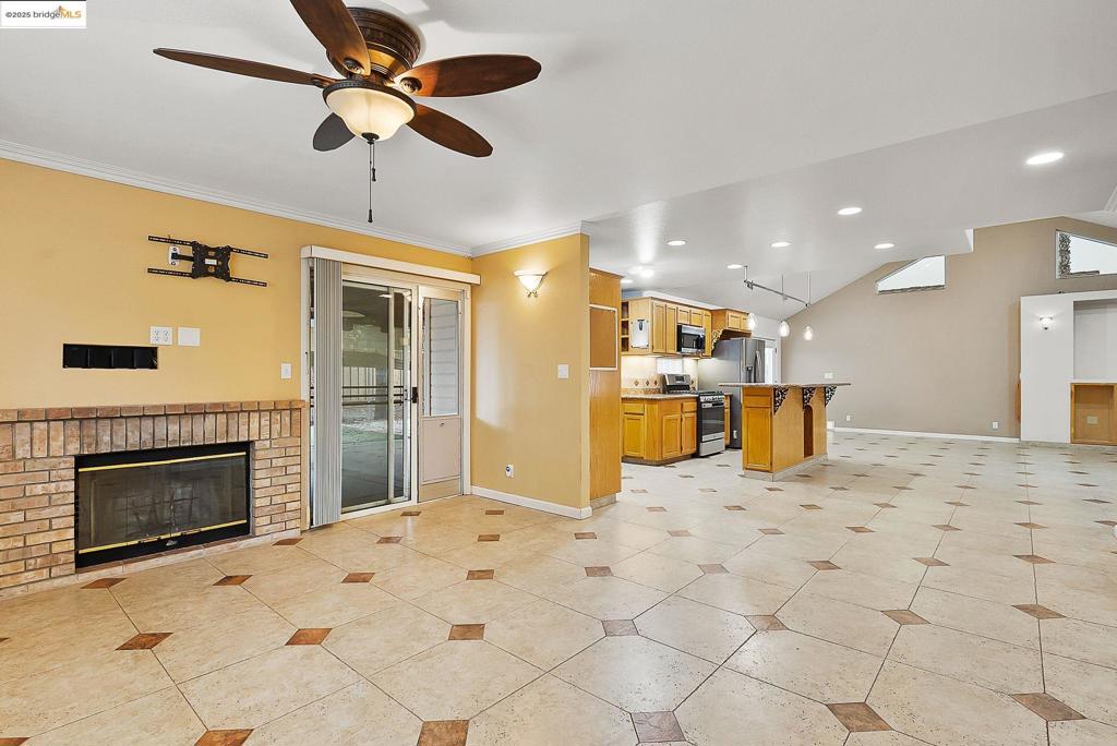 OAKLEY - Residential