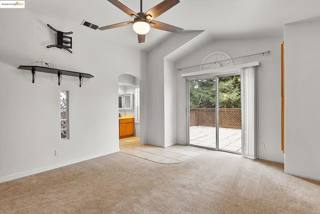 OAKLEY - Residential