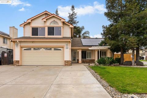 Photo of 5130 5130 Kegan Ln Ln, Oakley, CA 94561 (MLS # 41119092)