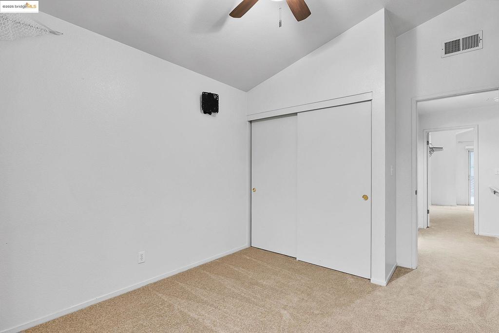 OAKLEY - Residential