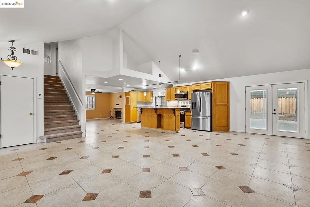 OAKLEY - Residential