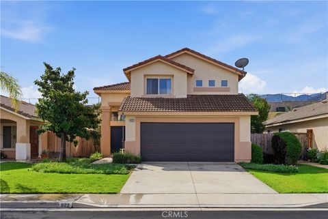 Photo of 922 Naples Drive, Corona, CA 92882 (MLS # PW26065118)