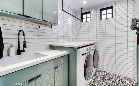 Tiny photo for 16688 Oldham Street, Encino, CA 91436 (MLS # SR26049682)