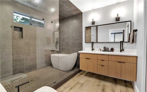 Tiny photo for 16688 Oldham Street, Encino, CA 91436 (MLS # SR26049682)