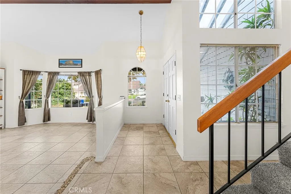 Grand Terrace, California 92313, United States, 3 Bedrooms Bedrooms, ,3 BathroomsBathrooms,Residential,Active,241261