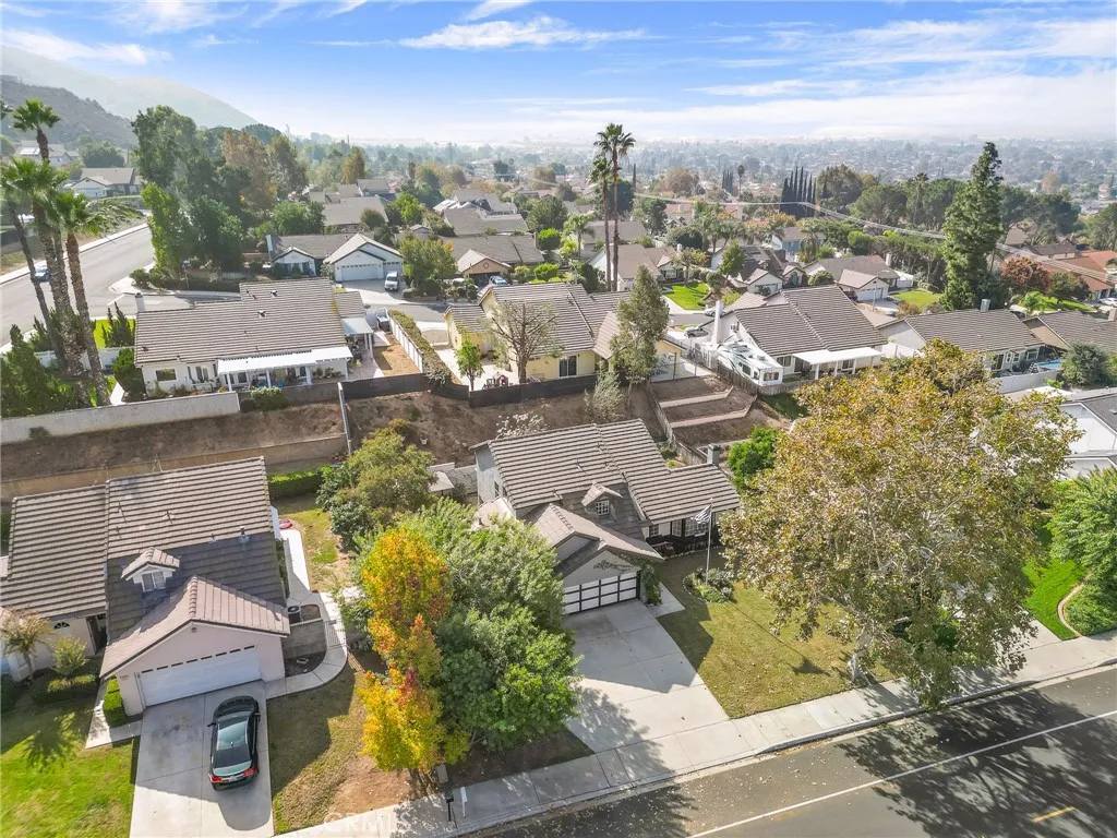 Grand Terrace, California 92313, United States, 3 Bedrooms Bedrooms, ,3 BathroomsBathrooms,Residential,Active,241261