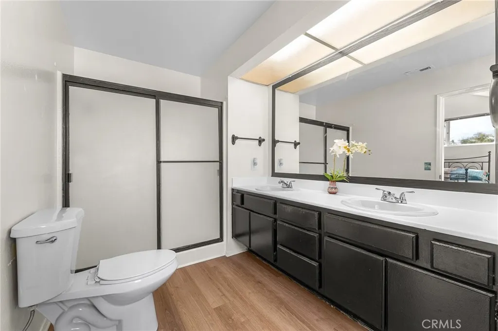 Grand Terrace, California 92313, United States, 3 Bedrooms Bedrooms, ,3 BathroomsBathrooms,Residential,Active,241261