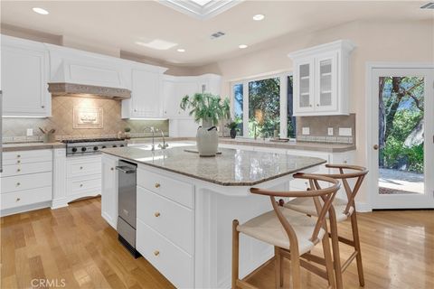 Tiny photo for 117 Frontier Way, Templeton, CA 93465 (MLS # NS25165165)